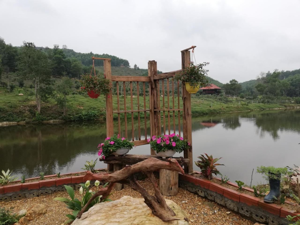 Gió Lào Eco Lodge - Đảo chè Thanh Chương Trai Do Esterno foto